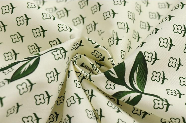 现货供应全棉平纹印花布 4040 13372梭织医护服装面料