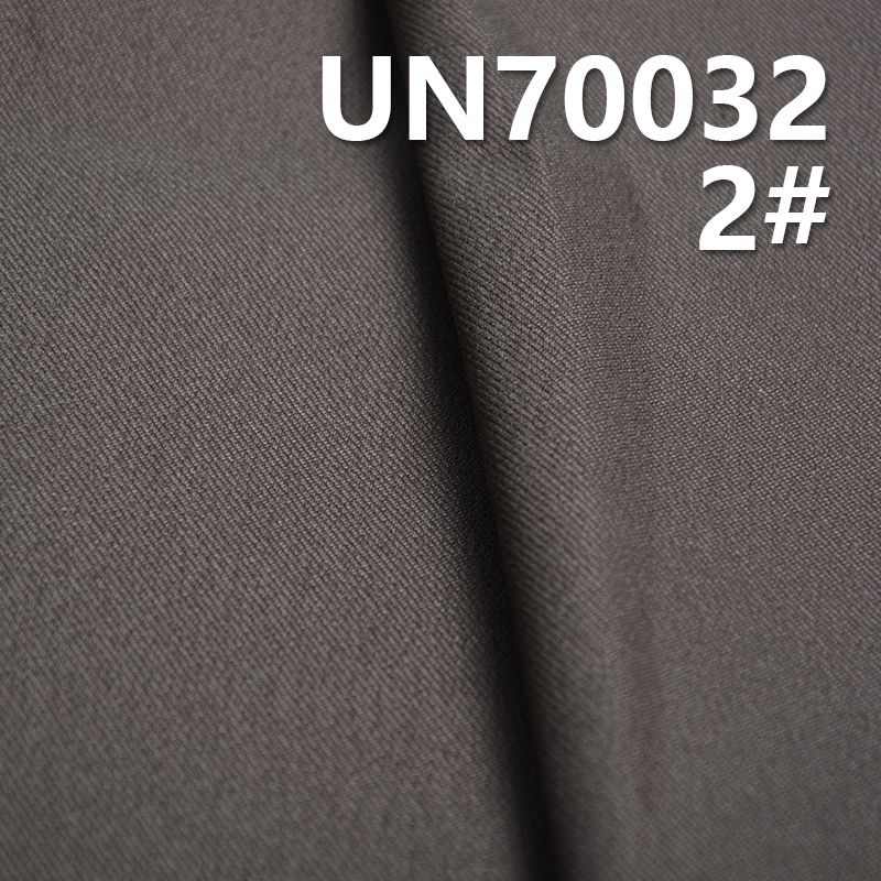 棉弹4片"Z"粗斜 420g/m2  50/51" UN70032