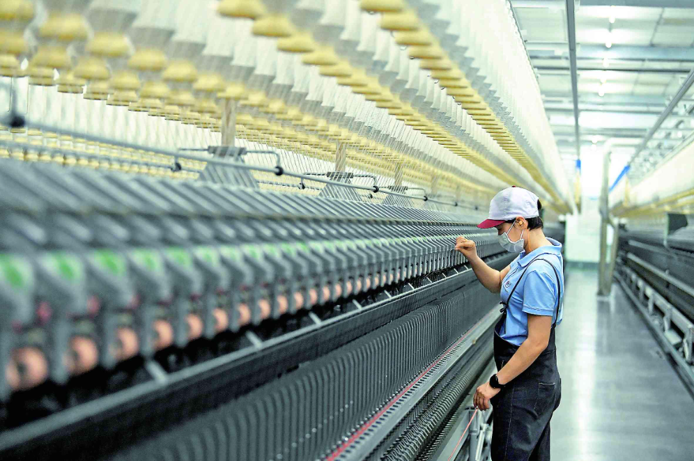 台华新材、伟星股份、森马服饰股价涨幅领先：A股纺织制造企业业绩催化，越南和中国纺织服装出口