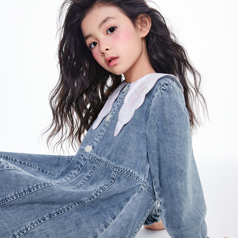 骗你生女儿系列：太平鸟女童牛仔连衣裙，让娃可爱到爆！