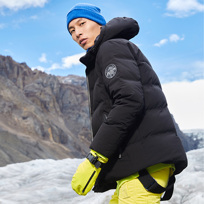 雪中飞高峰滑雪户外“解冻服”：防寒抗静电 这个严冬你值得拥有