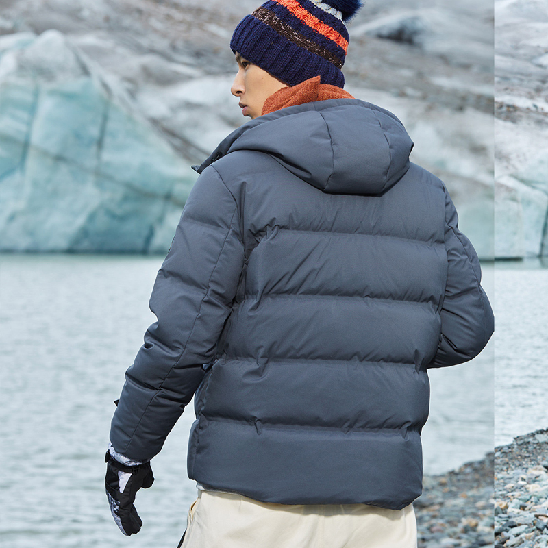 雪中飞高峰滑雪户外“解冻服”：防寒抗静电 这个严冬你值得拥有