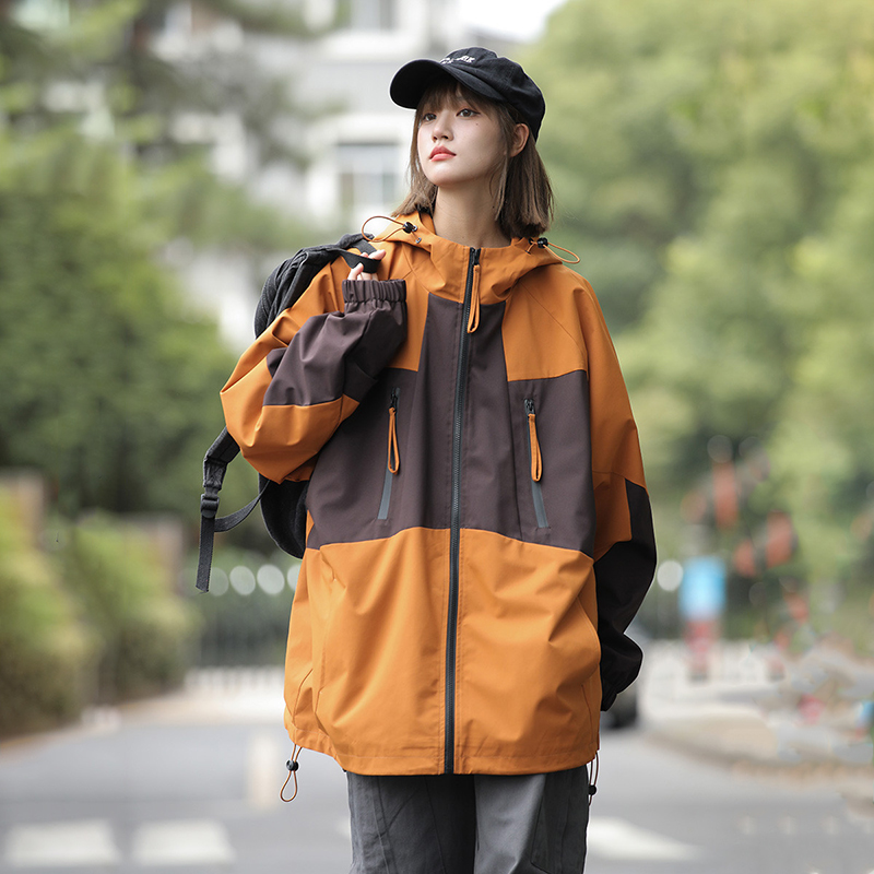 VITOCANO 户外防水连帽运动登山风衣：为都市男士创造不一样的穿衣可能
