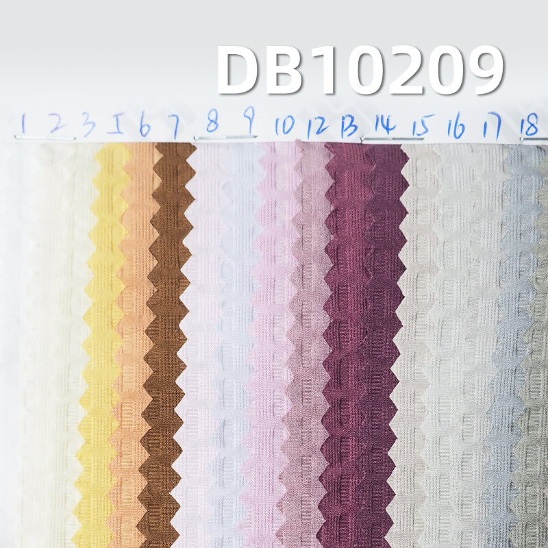 涤纶T800弹力格|175g/m2格子肌理感染色布|抗静电|风衣 棉服 马甲面料 涤纶T800弹力格|175g/m2格子肌理感染色布|抗静电|风衣 棉服 马甲面料