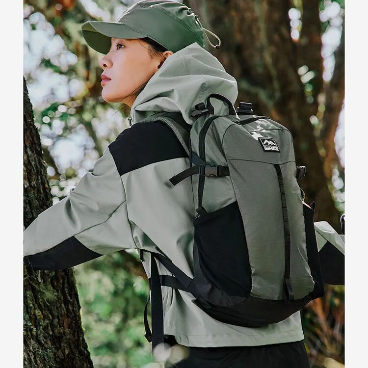 无惧风雨 恣意前行！开启户外探险新纪元