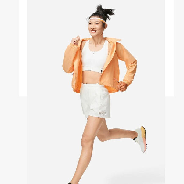 轻量出行，无惧天气 ！威尼斯绉防泼面料 