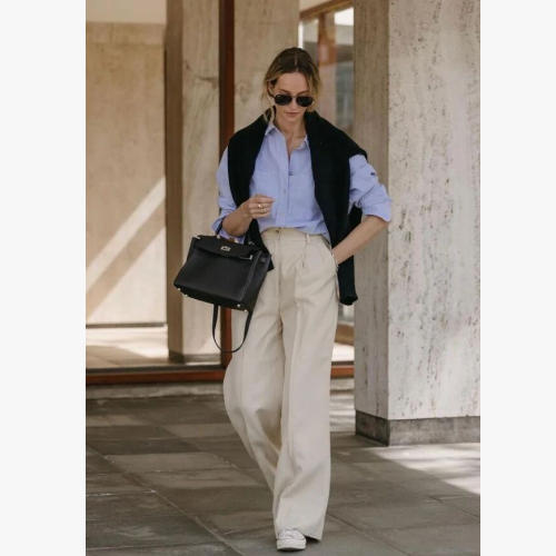 “淡人穿搭”出圈了​！时尚的尽头是极简主义